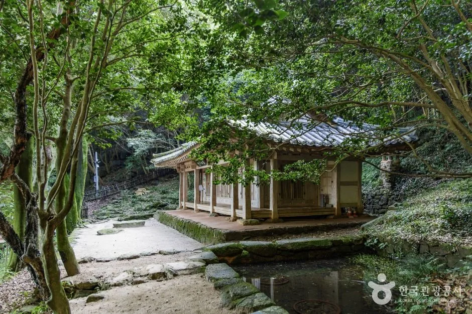 전남광주_강진_다산초당_외부_3.jpg