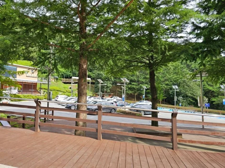 쉬자파크_주차장 데크