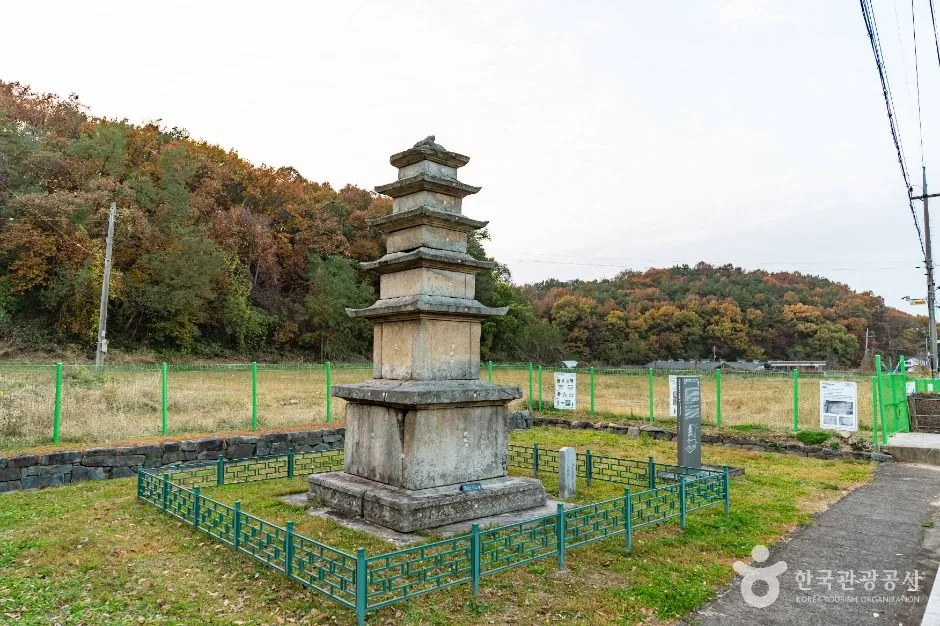 천안_천안 천흥사지 당간지주·오층석탑 (1)