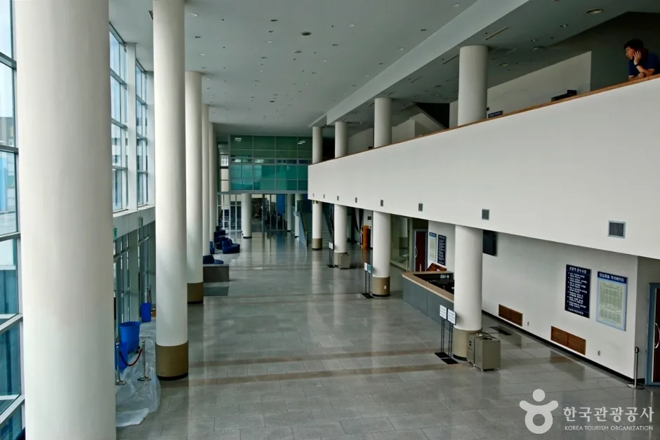 충남대학교 정심화국제문화회관 (11)