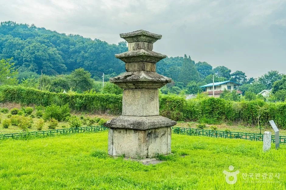 안성_안성죽산리삼층석탑 (1)