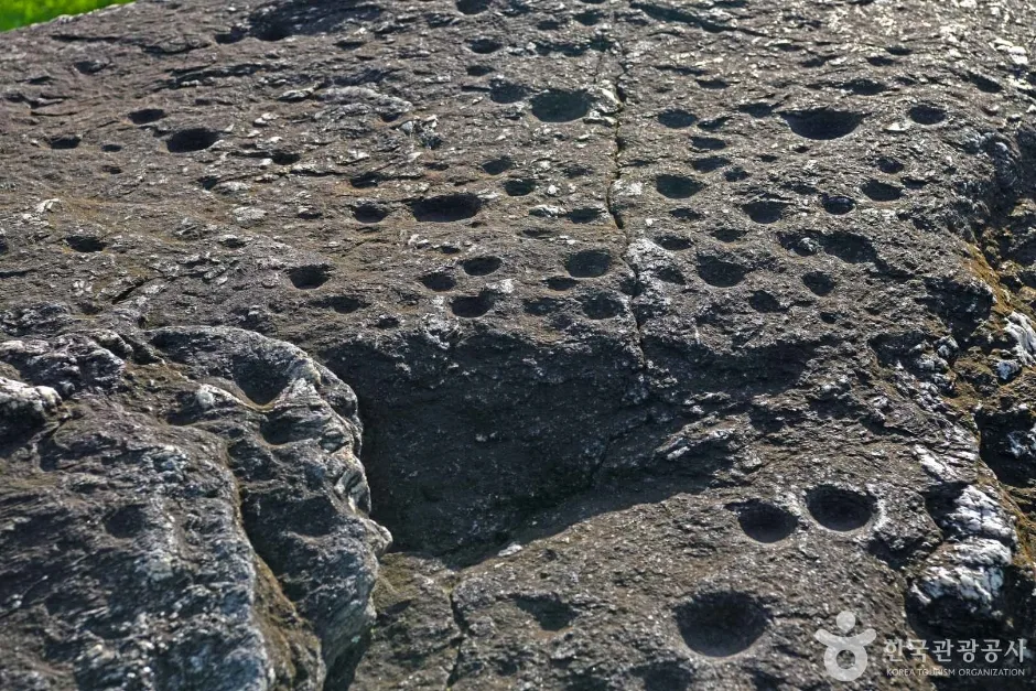 충주_충주 신청리 지석묘 (5)