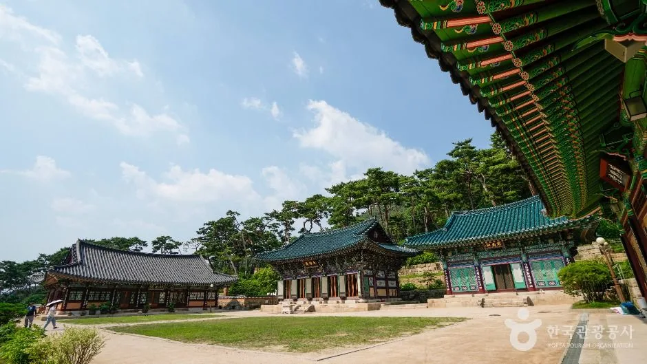 진관사_휠체어 보관소
