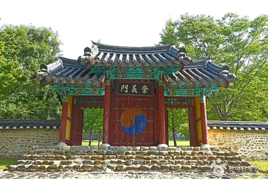 소충사