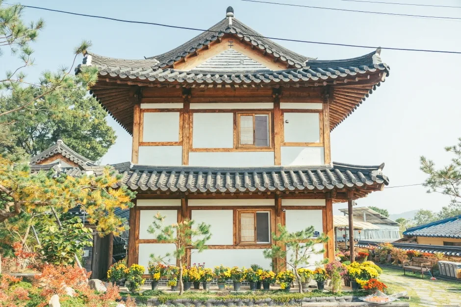 관광두레 주민사업체 충남 부여 뒷개한옥촌민박협의회 1