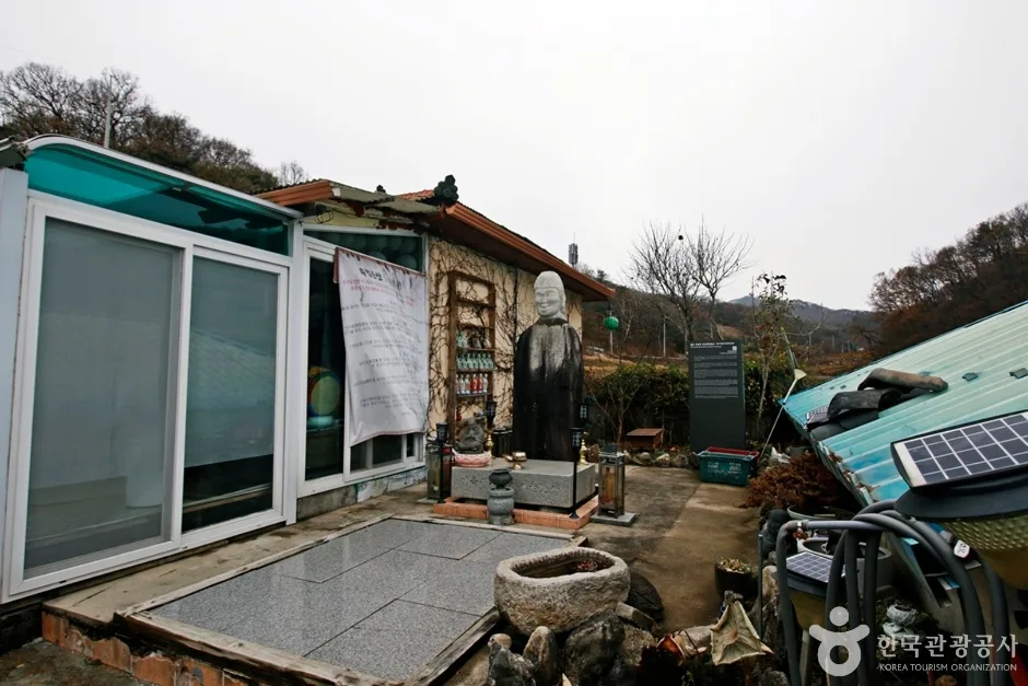 충주 지당리 석조여래입상 (15)