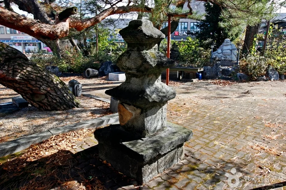충주 단호사 삼층석탑 (8)