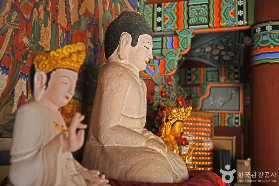 괴산 봉학사지 석조여래좌상 (4)