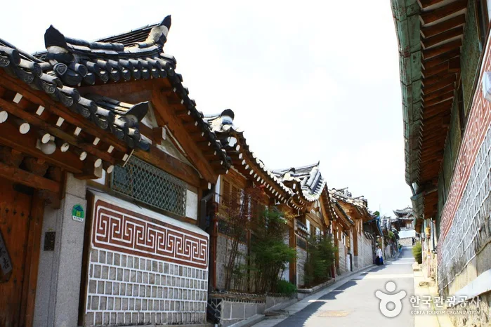 600년 역사의 재미난 스토리가 흐르는 골목