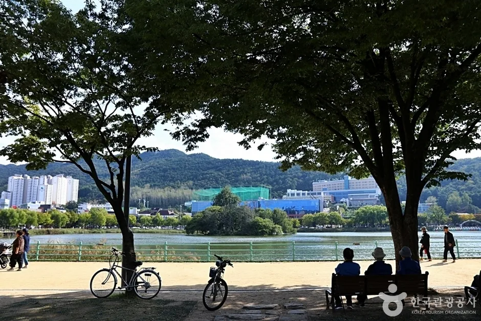 수성못상화동산 (17)