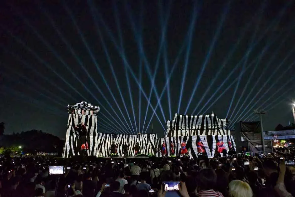 2026 수원화성 미디어아트 (2).jpg