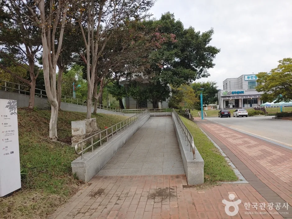 부안_부안청자박물관 (14).jpg