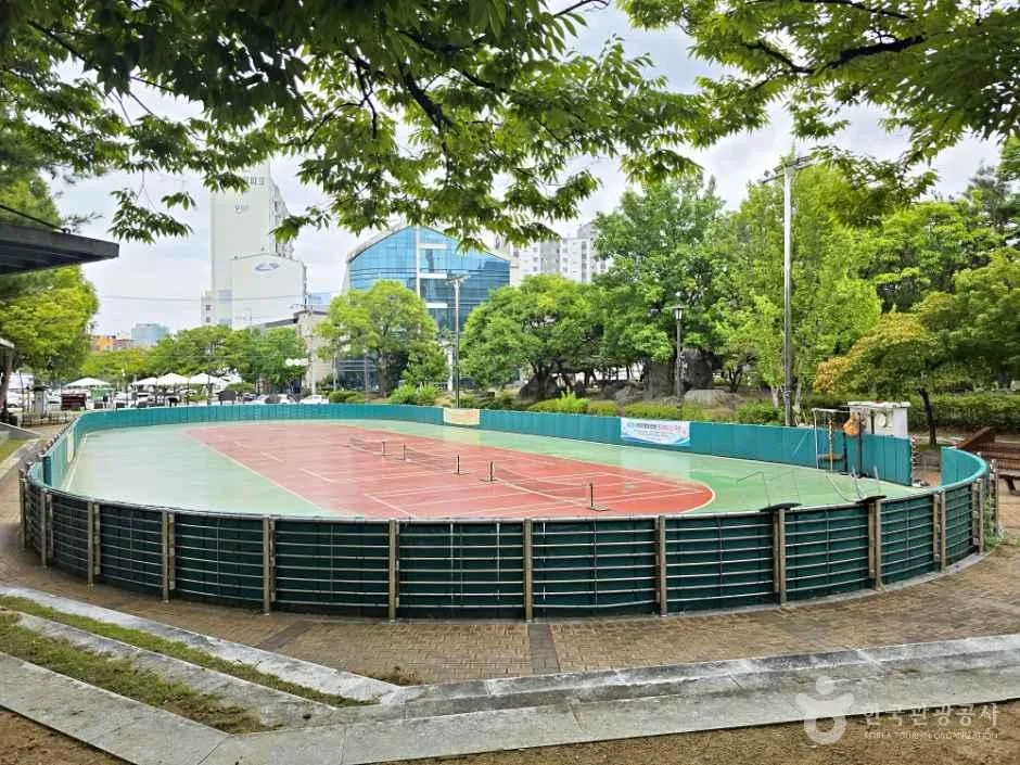 경북_구미_우호의정원_외부_8.jpg