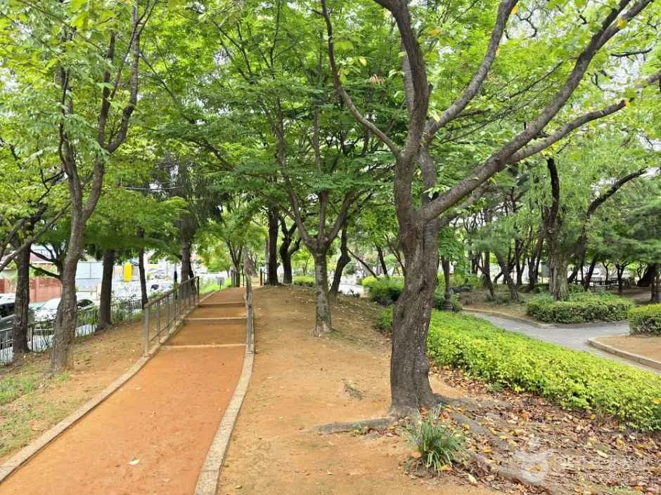 경북_구미_우호의정원_외부_5.jpg