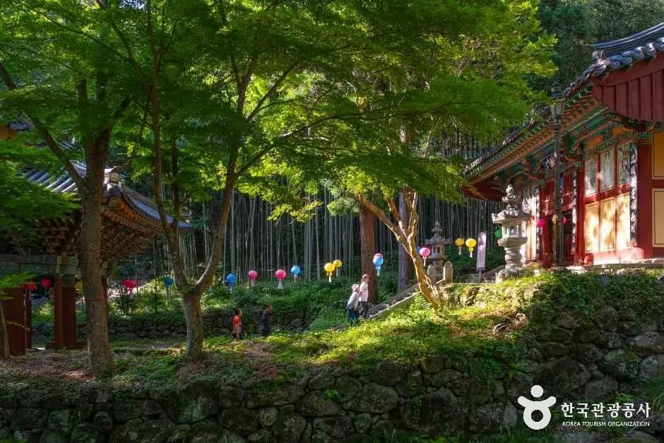 경남_하동_쌍계사_외부_1.jpg