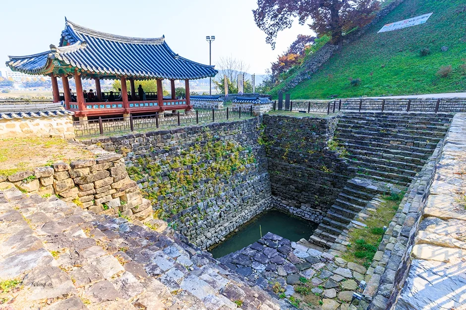 충남_공주시_공산성연지 (3).jpg