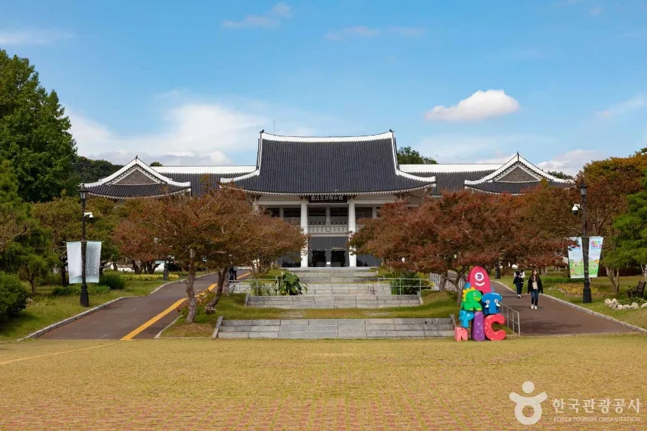 전남광주_광주_국립광주박물관_내부_3.jpg