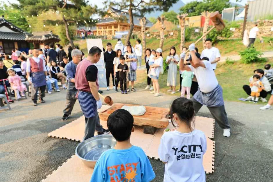 2026 아산외암마을야행 (6).jpg