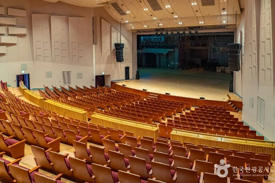 광양_포스코광양백운아트홀 (4)
