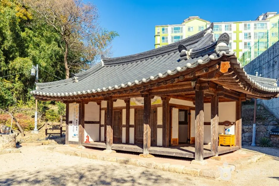 여수_이충무공자당기거지 (4)