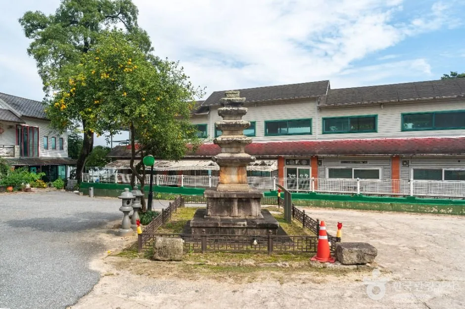 충주_충주 창동리 오층석탑 (4)