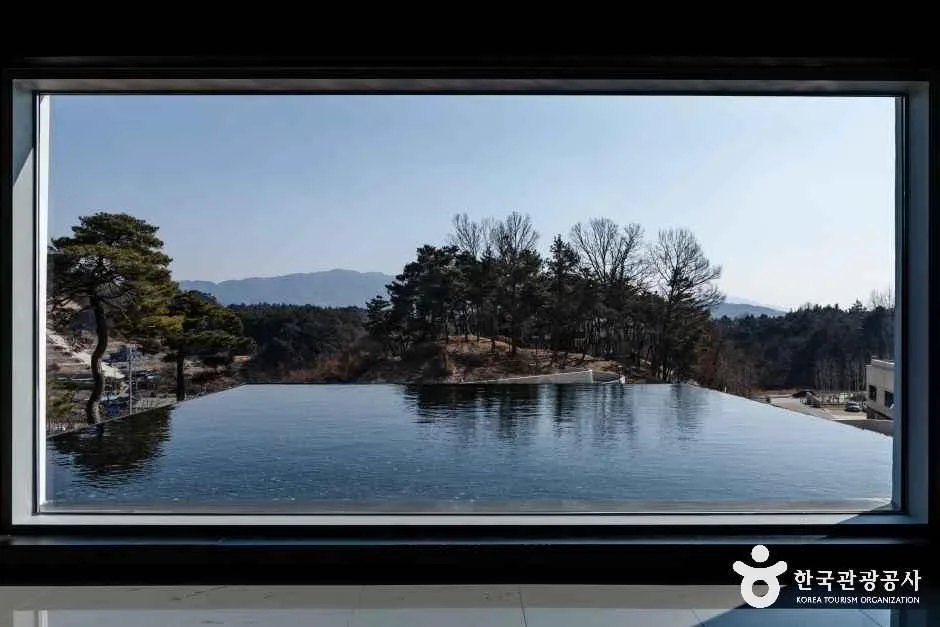 전북_남원_예술과 전원 풍경 깃든 ‘힐링’ 공간, 남원시립김병종미술관과 아담원_02