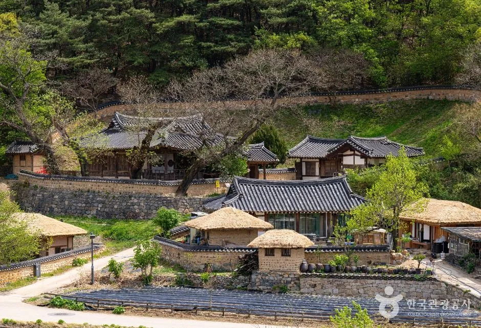 경북_경주_경주 양동마을 [유네스코 세계유산]_내부_1.JPG
