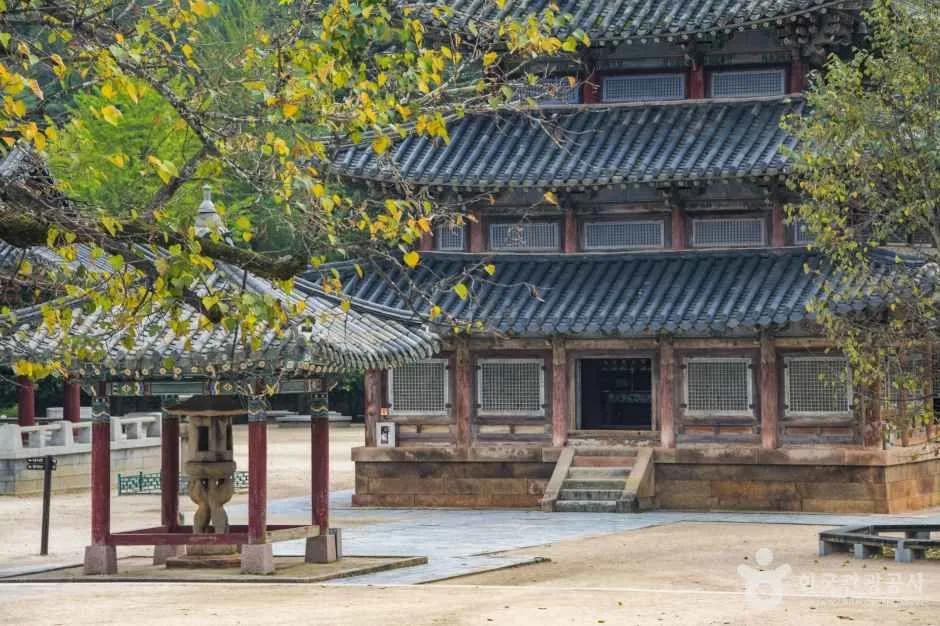 충북_보은_보은 법주사 [유네스코 세계유산]_외부_1.jpg
