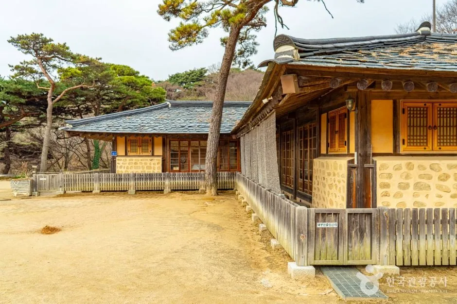 충남_예산_이응로선생사적지(수덕여관)_외부_6.jpg