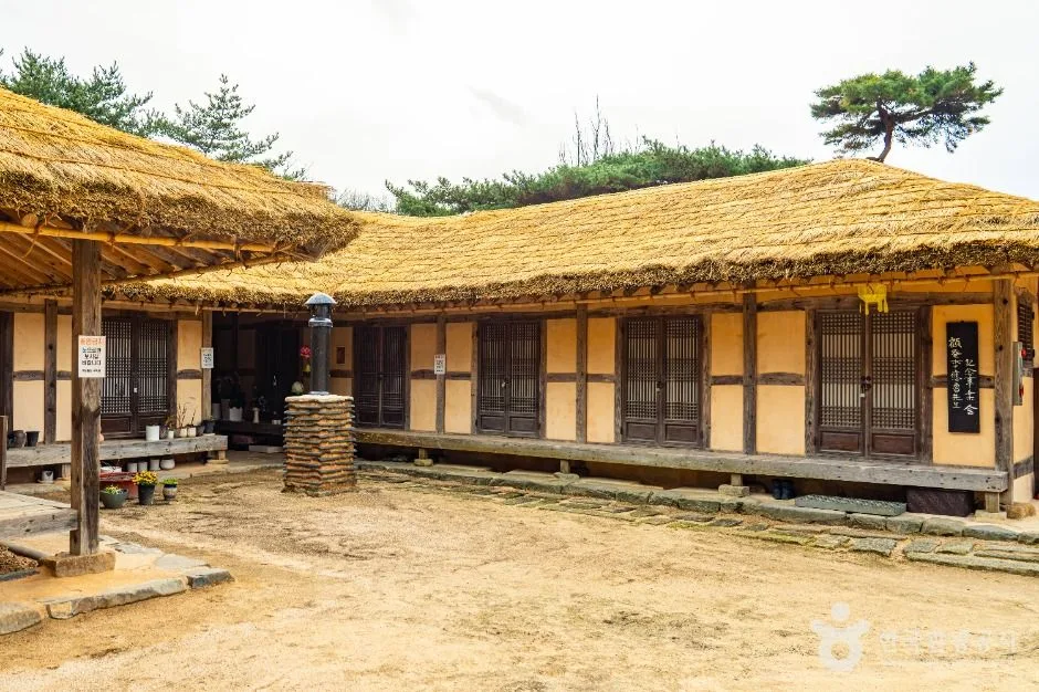 충남_예산_이응로선생사적지(수덕여관)_외부_2.jpg
