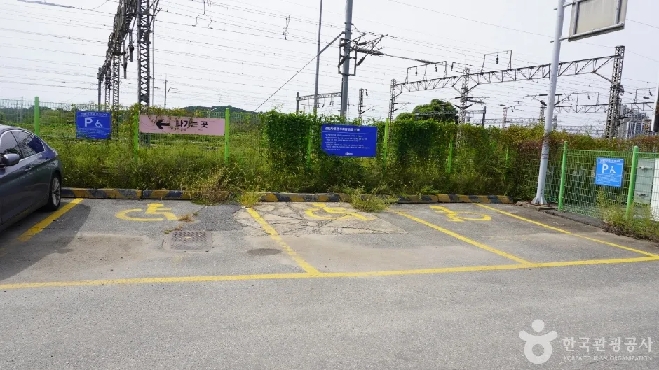 경기_의왕_철도박물관_실내전시1.jpg