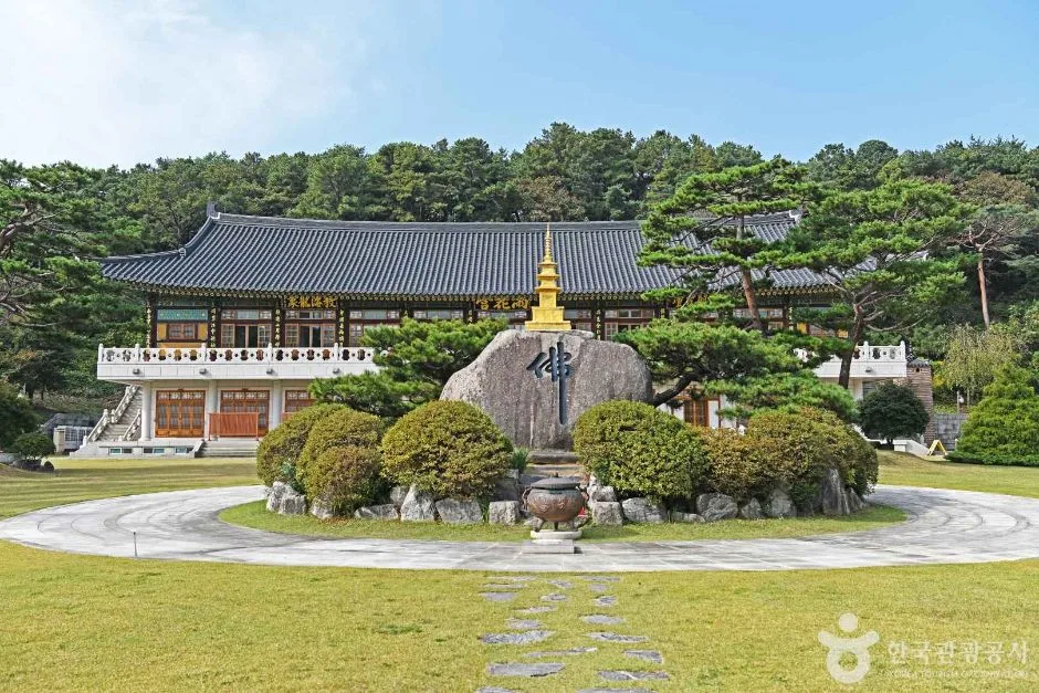 경기_수원_봉녕사_외부_사진 1.jpg