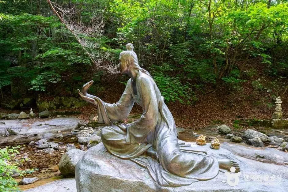 강원_춘천_청평사계곡_외부_4.jpg