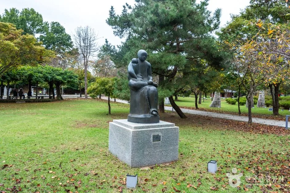 부여군_구드래조각공원 (6)