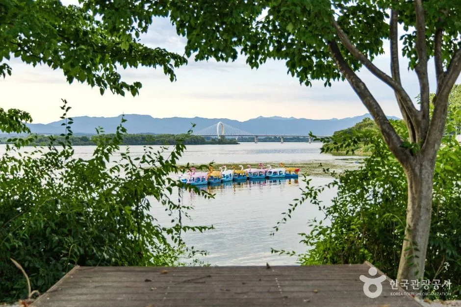 춘천_춘천시 수변공원 (1)