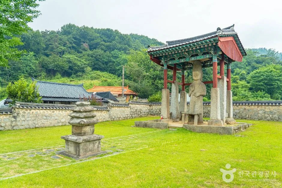 안성_매산리석불입상 (6)