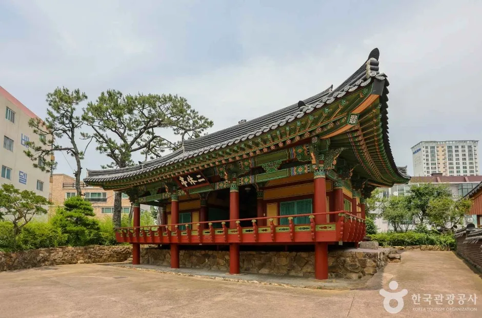 용연서원 (2)