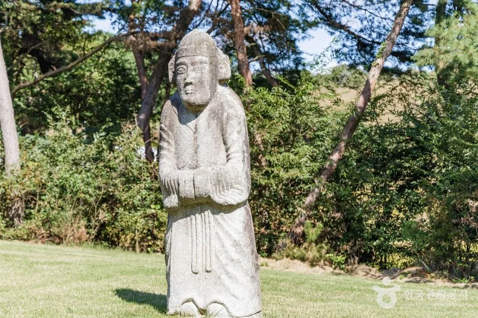 익산_남궁찬묘석상 (3)