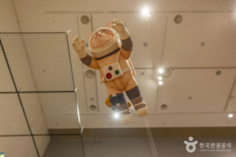 제주_제주_현대미술관_내부1.jpg