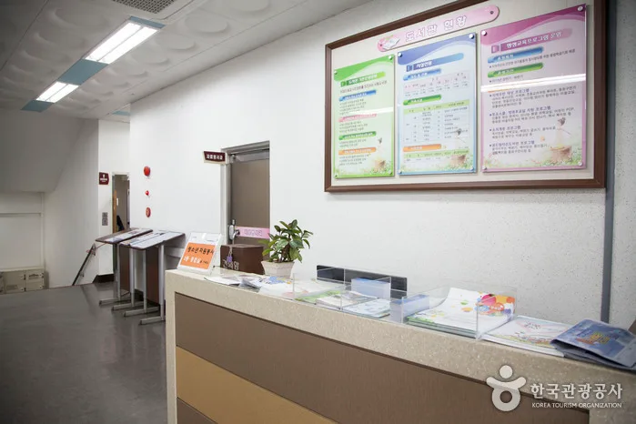 부산_금정구_부산광역시립 서동도서관 (5).jpg