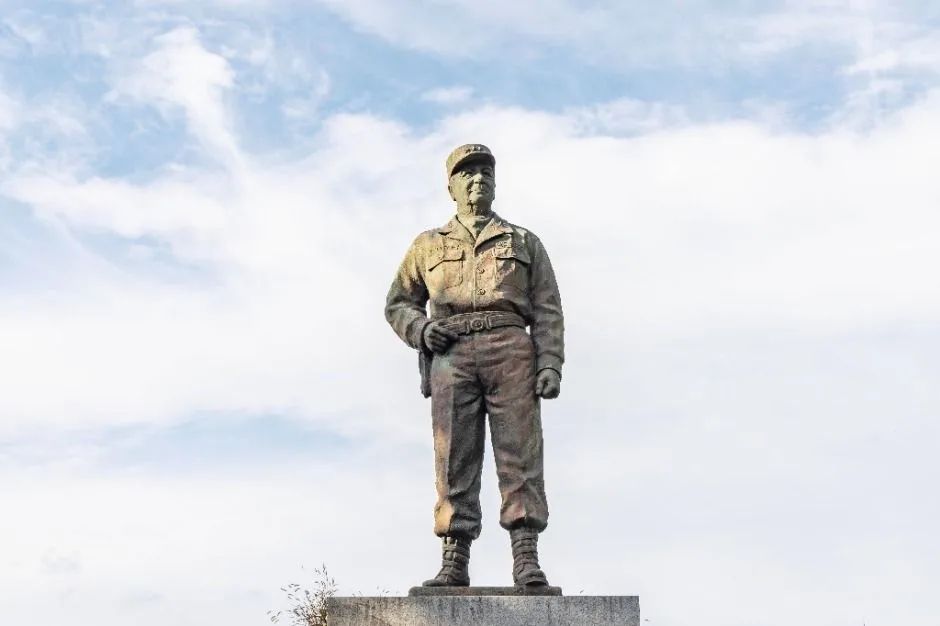 서울_존비코올터장군상 (3)