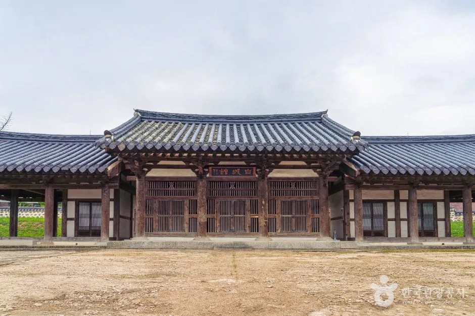 안성 객사 정청