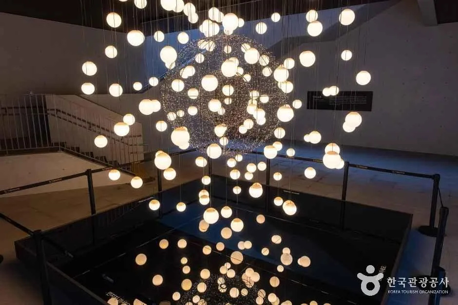 경남_창원_대한민국민주주의전당_내부_8.jpg