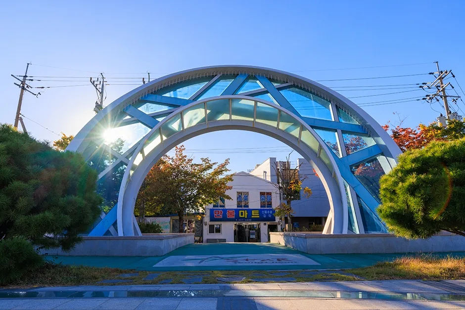 경북_영천시_영천역 광장 (2).jpg