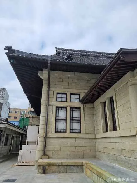 전남_목포_오거리문화센터(구 동본원사 목포별원) (1).jpg