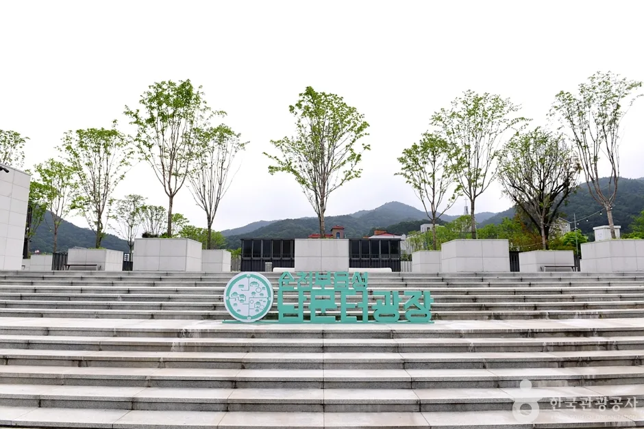 전남_순천_남문터광장_외부_6.jpg