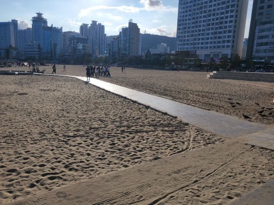 부산 민락해변공원내부사진 2