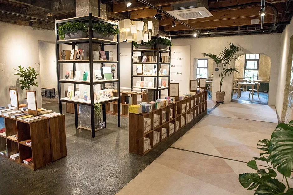 창비부산 (2)