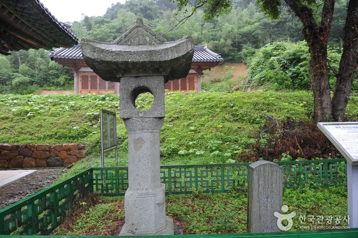 전남_함평군_용천사 석등 (1).jpg