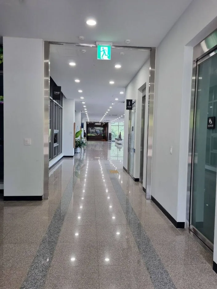범어사성보박물관_주차장 (2)